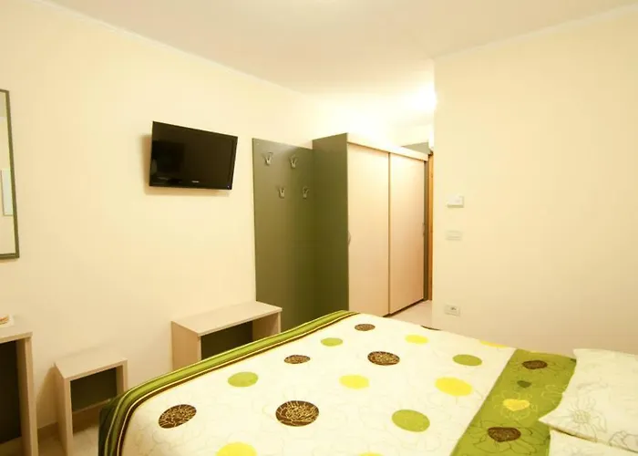 Kraljic - Primoz Cotar Couette-café Dornberk